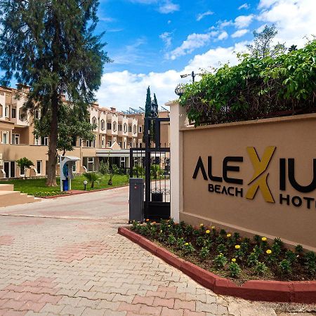 בלדיבי Alexius Beach Hotel מראה חיצוני תמונה