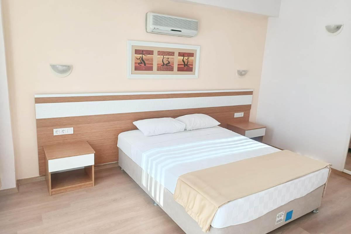 בלדיבי Alexius Beach Hotel מראה חיצוני תמונה