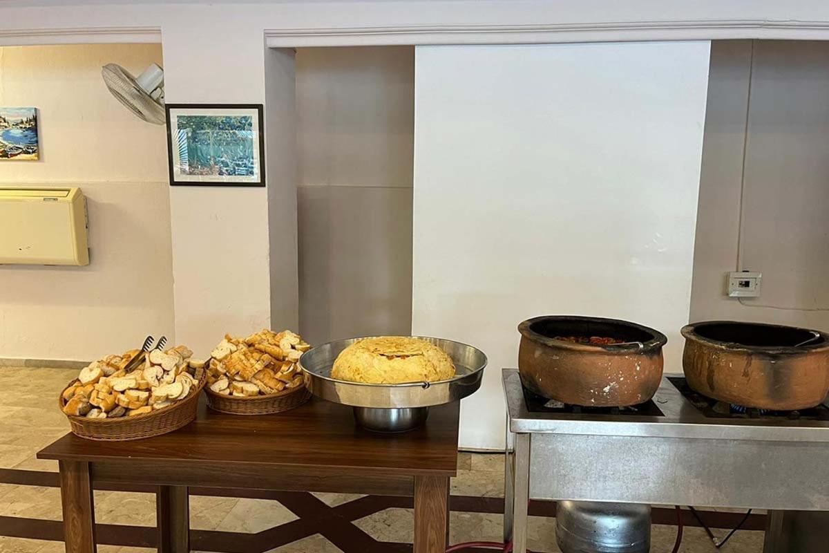 בלדיבי Alexius Beach Hotel מראה חיצוני תמונה