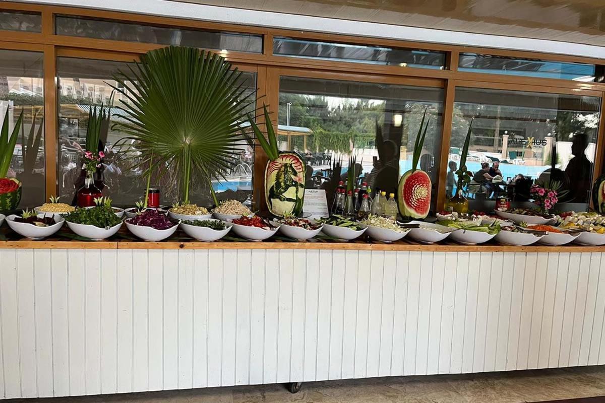 בלדיבי Alexius Beach Hotel מראה חיצוני תמונה